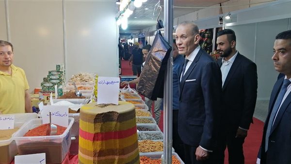 صورة القنصل المصري