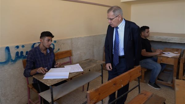 لجان الامتحانات 