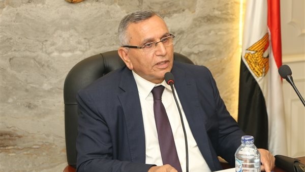 عبد السند يمامة رئيس