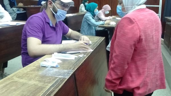 لجان الامتحانات 