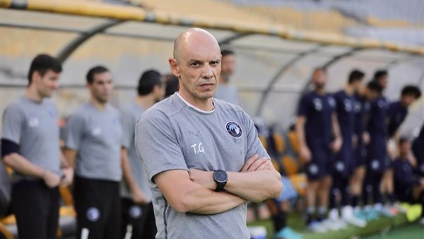 تاكيس جونياس