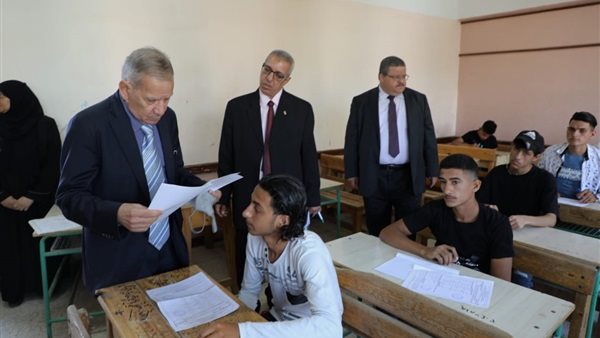 امتحانات الدبلومات