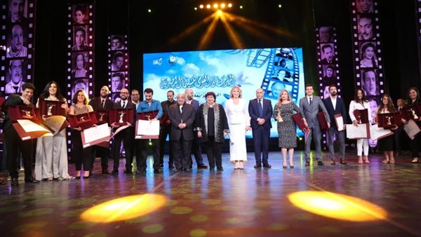 وزيرة الثقافة