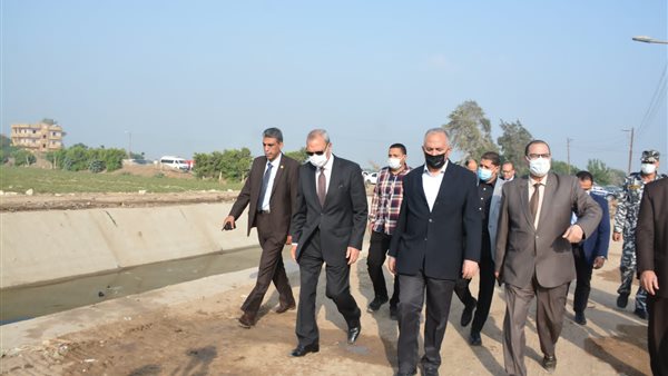 وزير الري ومحافظ