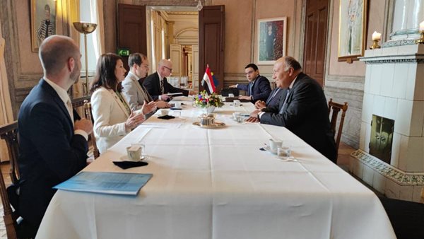 جانب من جلسة المباحثات