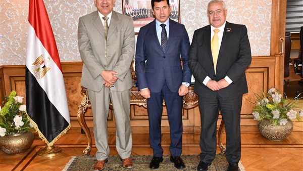 وزير الرياضة ورئيس