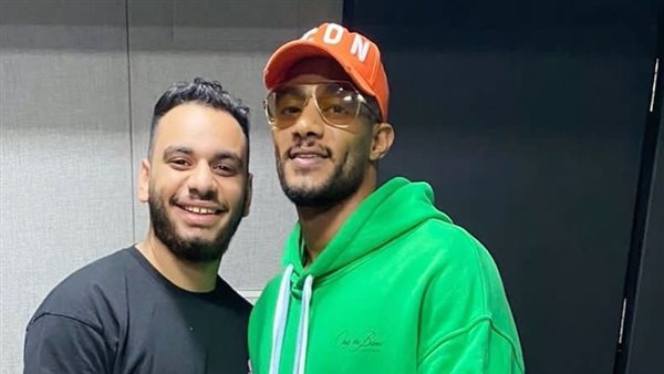 محمد رمضان والموزع