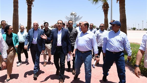 رئيس الوزراء خلال