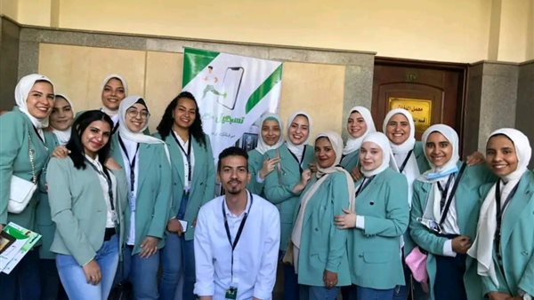 طلاب عين شمس 