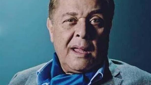 محمود عبد العزيز