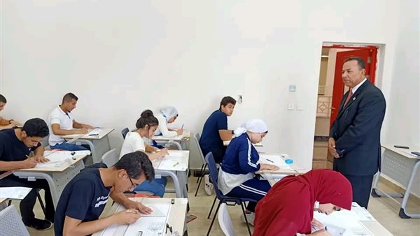 لجان الامتحانات 