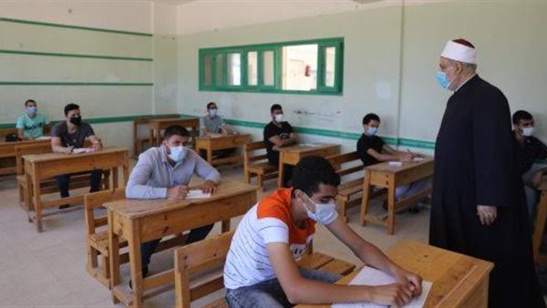 لجان الامتحانات 