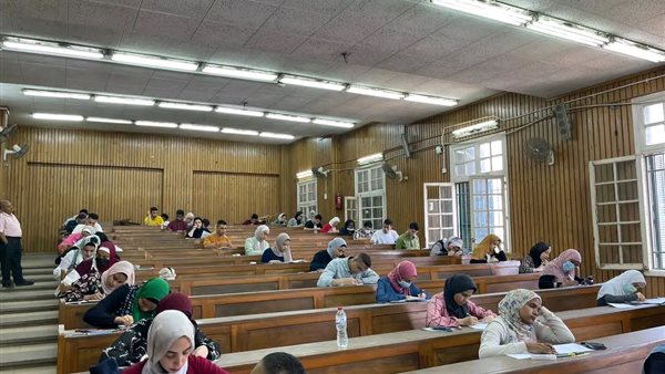 امتحانات آداب القاهرة