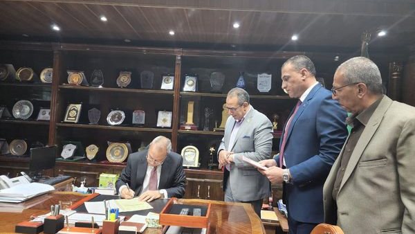 محافظ القليوبية يعتمد