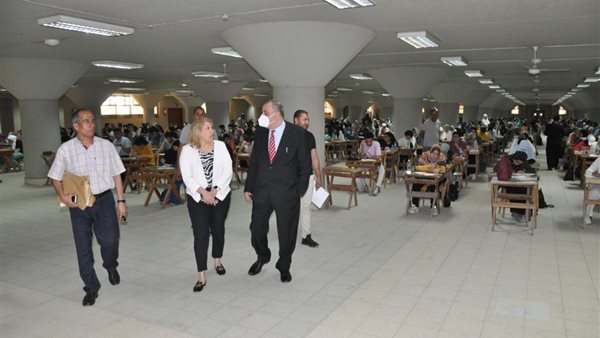 لجان الامتحانات 