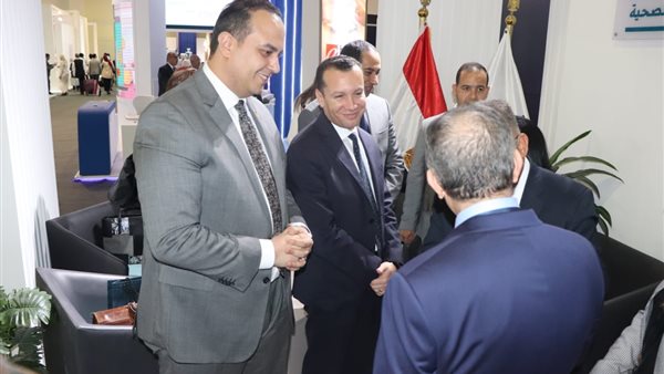 خلال المؤتمر 