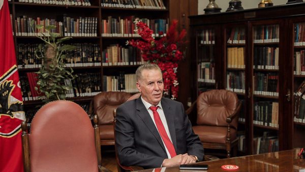 عبد الحكيم سري 