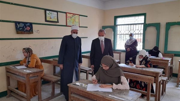 لجان الامتحانات 