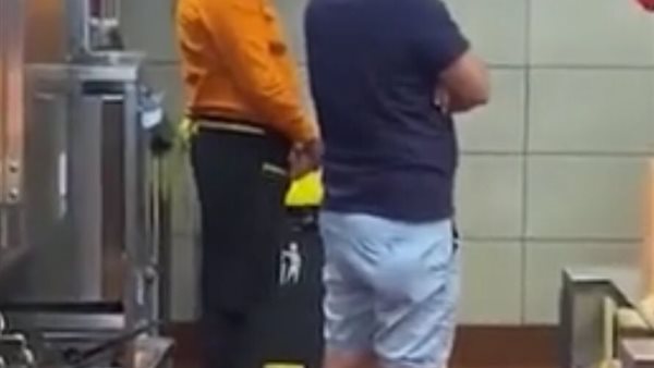 العامل بعد كشف الواقعة