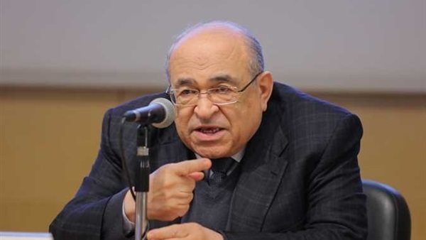 مصطفى الفقي