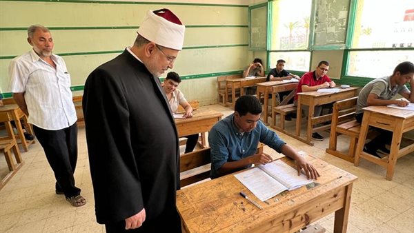 لجان الامتحانات 