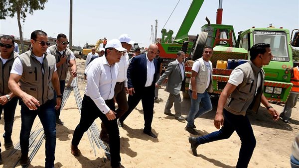 رئيس الوزراء يتابع