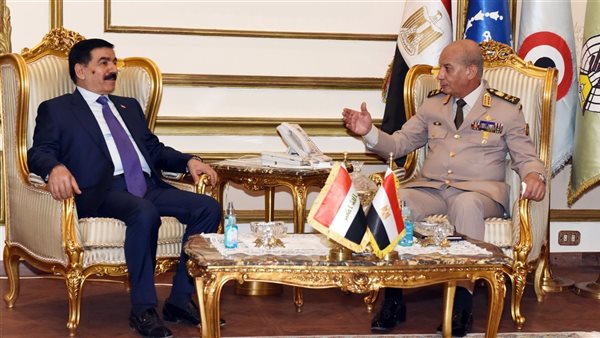 وزير الدفاع والإنتاج