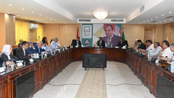  محافظ الفيوم يتابع