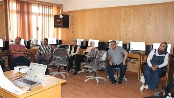 جانب من اللقاء 