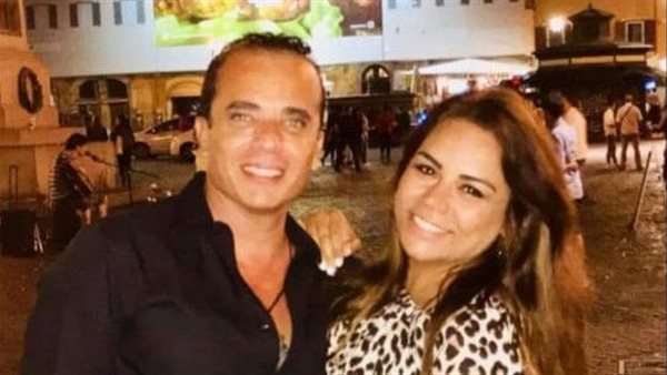 محمد الشقنقيري وزوجته