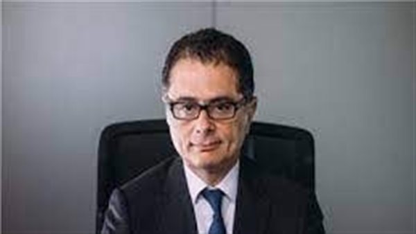 الدكتور ماجد شوقي