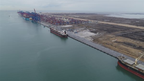 29 سفينة إجمالى الحركة