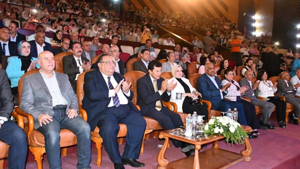 وزير الشباب والرياضة