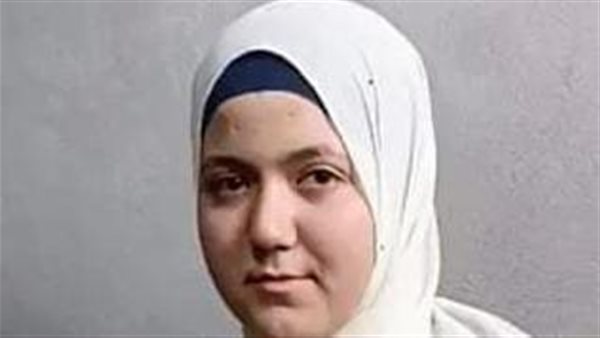 الطالبة علا