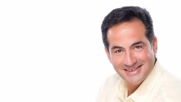 الفنان محمد ثروت