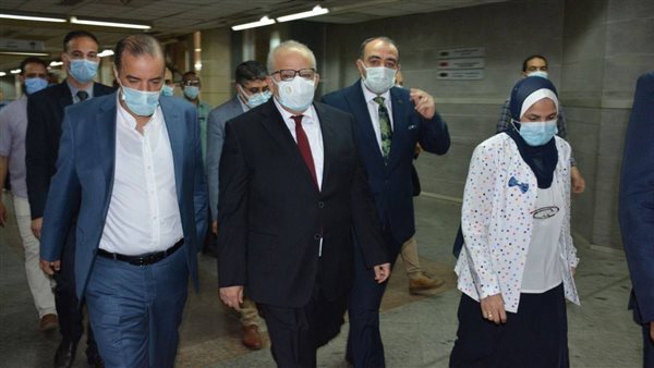 رئيس جامعة القاهرة