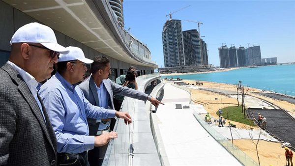 رئيس الوزراء ووزير