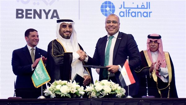 أثناء التوقيع 