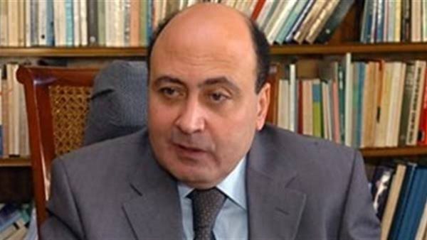 أسامة سرايا، الكاتب