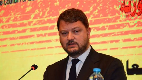 جينارو ميليوري رئيس