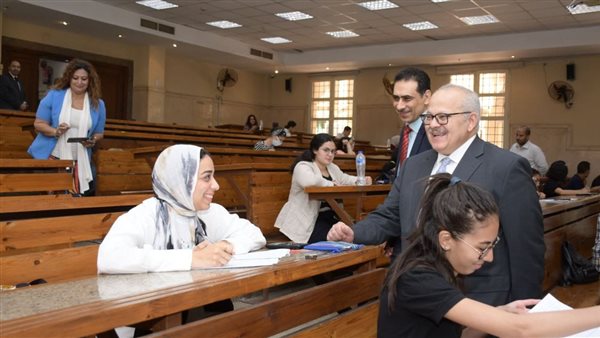 رئيس جامعة القاهرة