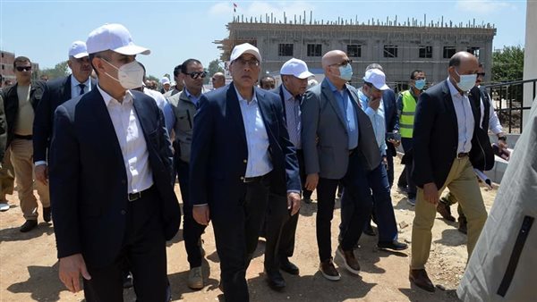 رئيس الوزراء خلال