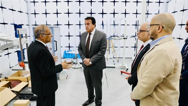 وزير التعليم العالى