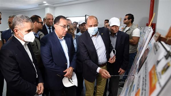 رئيس الوزراء خلال