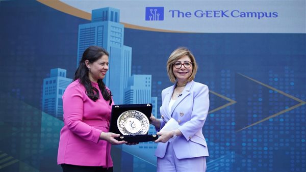 الإعلامية لميس الحديدي