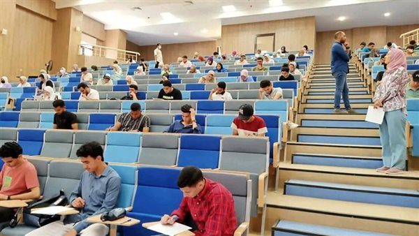 لجان الامتحانات 