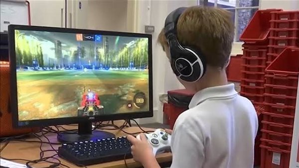 الألعاب الإليكترونية