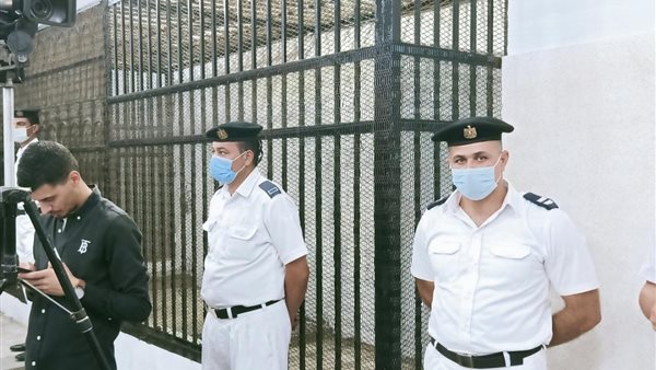 قفص الاتهام