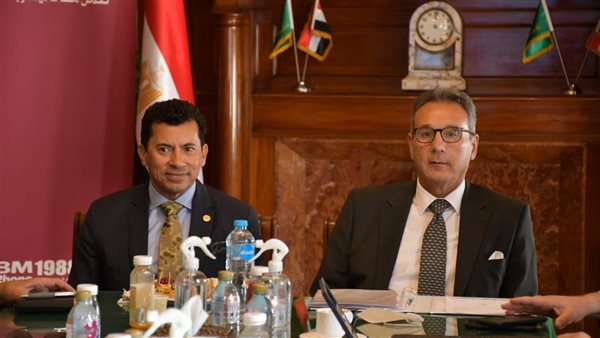 وزير الشباب ورئيس