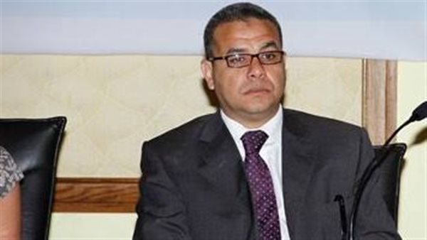 الإعلامي سمير عمر